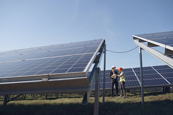 How long will the solar power system last?